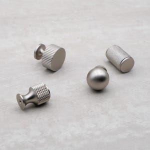 Brushed Nickel Cabinet Knobs, Solid Brass Knurled Drawer Knobs, Modern Silver Cabinet Hardware, Kitchen Dresser Pulls zdjęcie 2