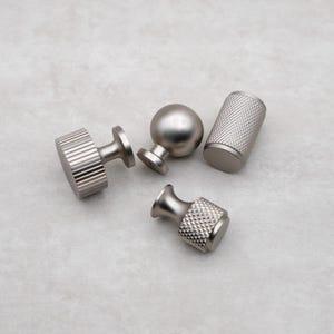 Brushed Nickel Cabinet Knobs, Solid Brass Knurled Drawer Knobs, Modern Silver Cabinet Hardware, Kitchen Dresser Pulls zdjęcie 6