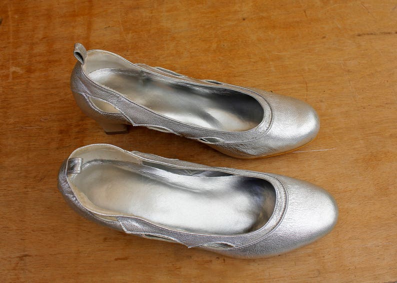 Retro Shoes Silver Leather Shoes Retro Shoes Vintage Women/'s Shoes Vintage Shoes Designers Shoes Artigiano Footwear Brand