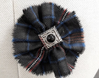 Handmade tartan brooch pin