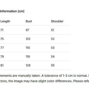 May include: Size information chart for a garment, with measurements in centimeters. The chart includes sizes S, M, L, XL, and XXL, with corresponding length, bust, and shoulder measurements. The text also notes that measurements are approximate.