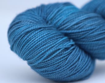 Hand-dyed Sock Yarn in Robin's Egg colorway - Fingering Weight Merino Nylon, 100g Skein for Knitters