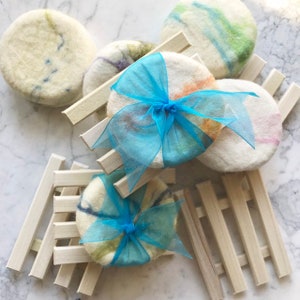 Loofah Soap & Soap Dish Utopiabathltd