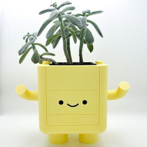 Blockling Planter & Pen Holder – Modular Brick Character Desk Buddy