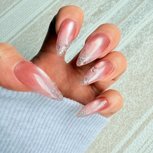Date Night Rosé Press-On Nails | Soft Glam Rosé Aura Nails | Champagne Kiss Press-On Nails | Bridal princesses Nails bild 3