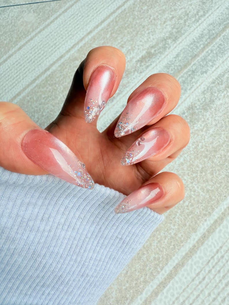 Date Night Rosé Press-On Nails | Soft Glam Rosé Aura Nails | Champagne Kiss Press-On Nails | Bridal princesses Nails bild 3