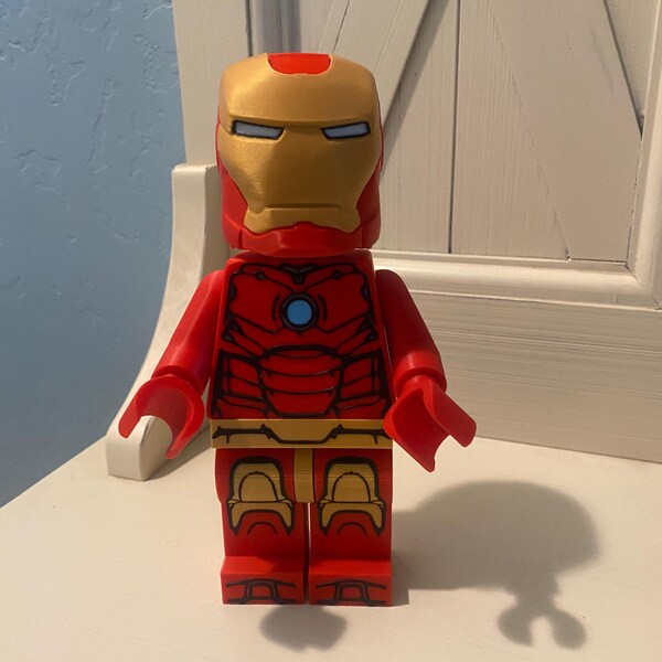 Giant 3D printed mini figure