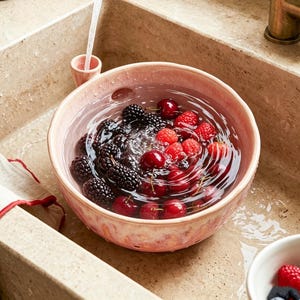 Vortex fruitzeefkom, handgemaakte keramische bessenwaskom, aardbeivergiet, keukendecor, housewarmingcadeau