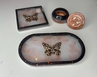 Bandeja para joyas con forma de mariposa de cristal, posavasos y cubo de basura.