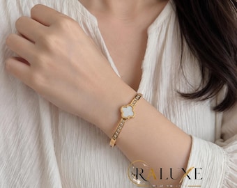 18K PVD Gold Plated Clover Charm Bracelet, Minimalist Dainty Jewelry