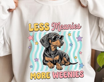 Camiseta "Menos maldades, más salchichas" con colores cómodos, camiseta para mamá salchicha, camiseta divertida de doxie, ropa para mamá salchicha, regalo para el Día de la Madre