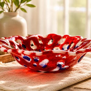Red Fused Glass Lace Bowl, Handmade Openwork Art Glass Bowl, Decorative Centerpiece Dish, Red White Blue Decor, Unique Housewarming Gift bild 2