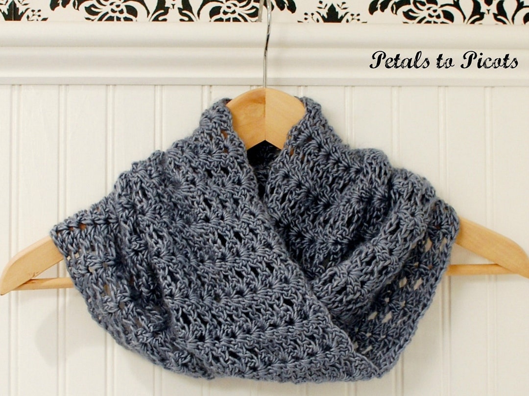 Crochet Pattern - Mobius Infinity Cowl / Scarf (includes Instructions ...
