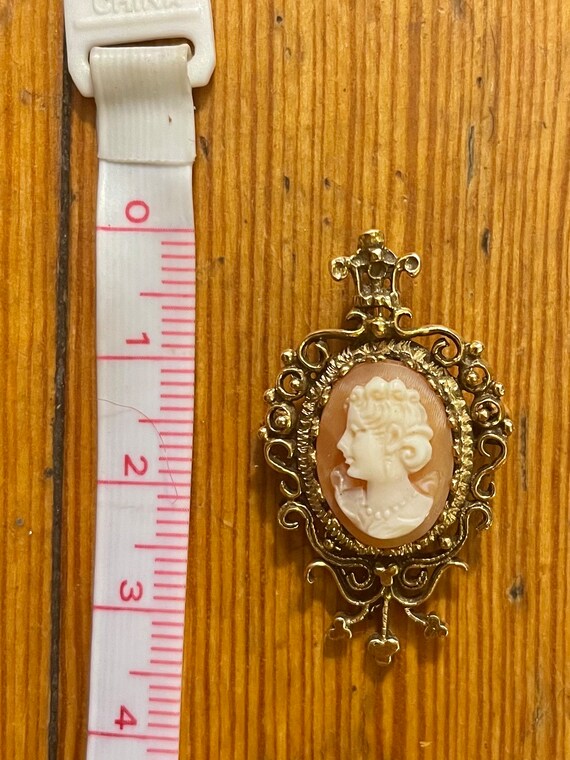 18K Victorian Cameo Pendant Pin - image 4