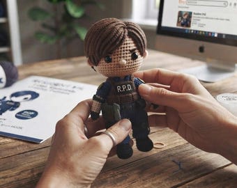 Resident Evil Leon Kennedy Häkelanleitung | PDF Amigurumi-Anleitung