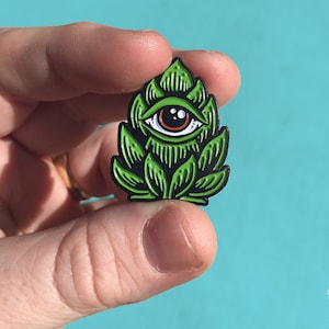 Hop Eye - beer enamel pin