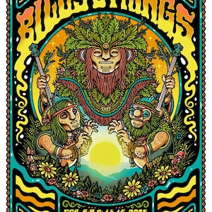 Puede incluir: Un cartel de concierto para Billy Strings, con una ilustración colorida de tres figuras tocando instrumentos musicales. El cartel está ambientado en un fondo de puesta de sol y montañas. El texto "FEB. 6-8 & 14-16. 2025" y "EXPLOREASHVILLE.COM ARENA" está incluido en el cartel.
