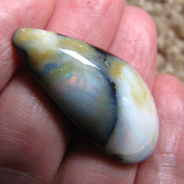 34ct  Gorgeousl free - form Koroit Boulder/Australian Opal cabochon