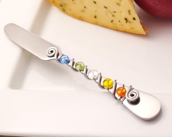 Hand wire wrapped and beaded spreader knife - 5 bead rainbow