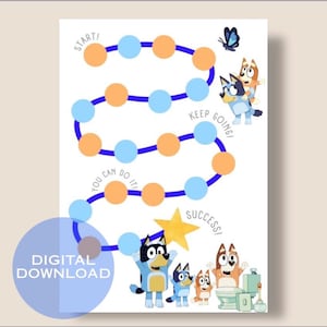 Puede incluir: Una tabla de recompensas imprimible con un camino sinuoso de círculos azul claro y naranja sobre un fondo blanco. El camino incluye el texto START, KEEP GOING, YOU CAN DO IT y SUCCESS, con ilustraciones de personajes de Bluey y una mariposa.