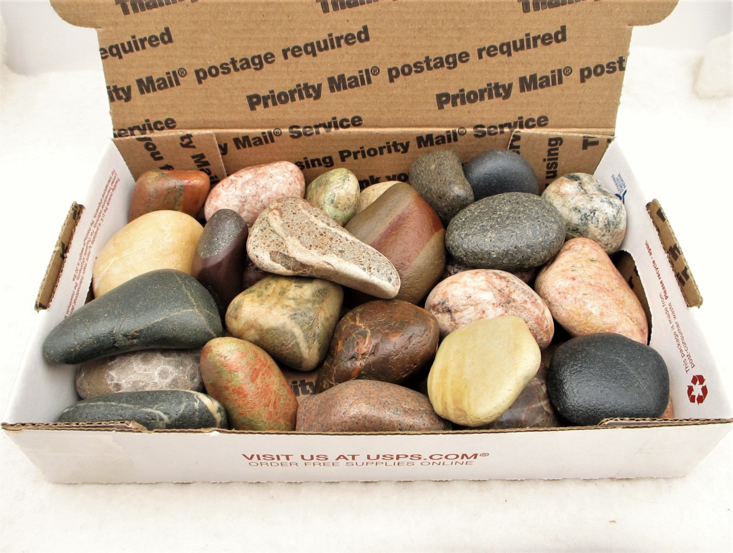 Small Polished Lake Michigan Stones (Tiny Treasures) – Midwest Shores