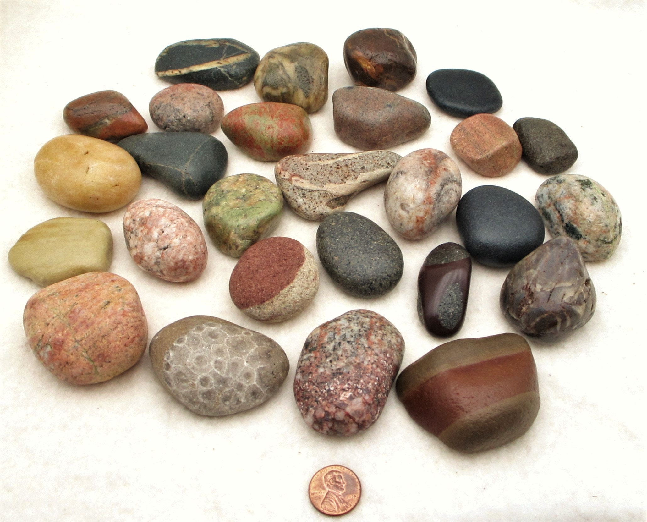 Small Polished Lake Michigan Stones (Tiny Treasures) – Midwest Shores