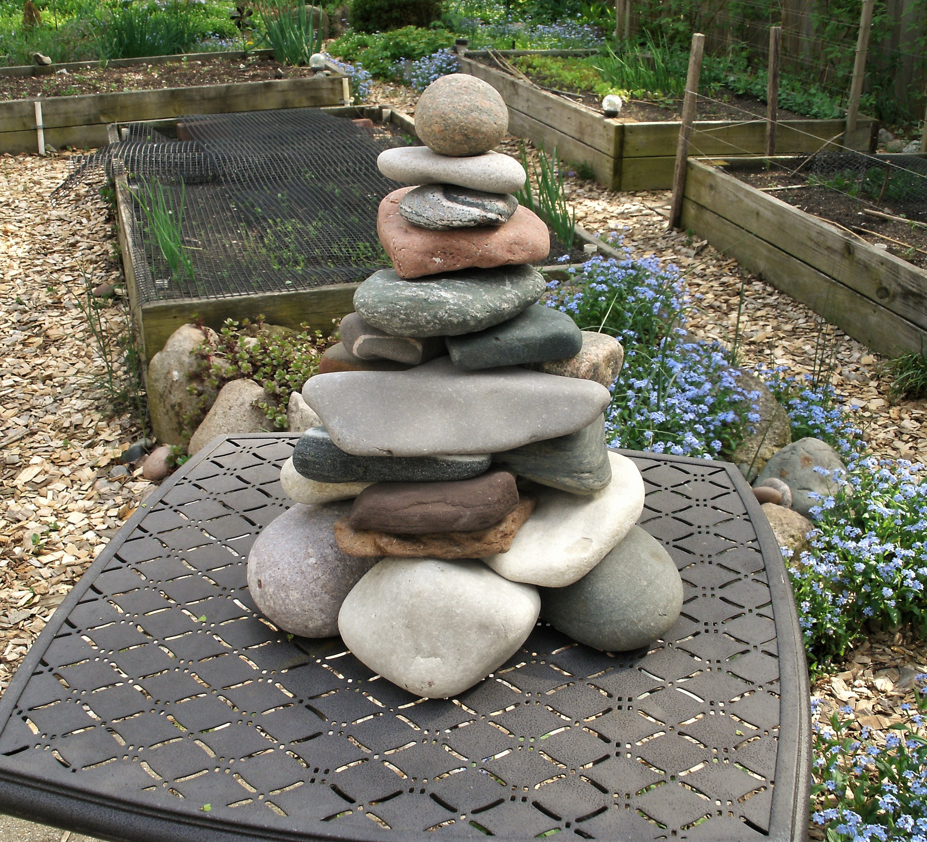 Garden Cairn, ReStackable Beach Stone Cairn Sculpture, Rock Cairn for