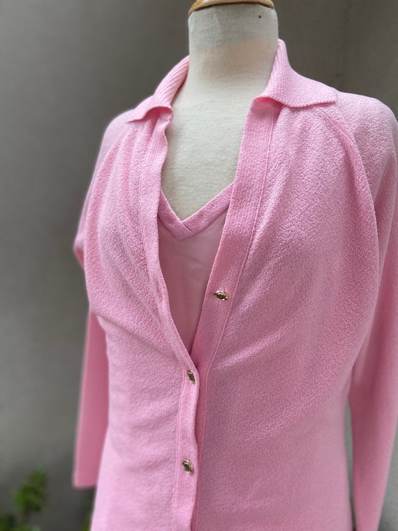Vintage 1960s soft pink sponge type knit dress w … - image 7