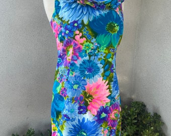 Vintage 70s Floral Mini Dress: Luau Ruffle Neck, Size Small