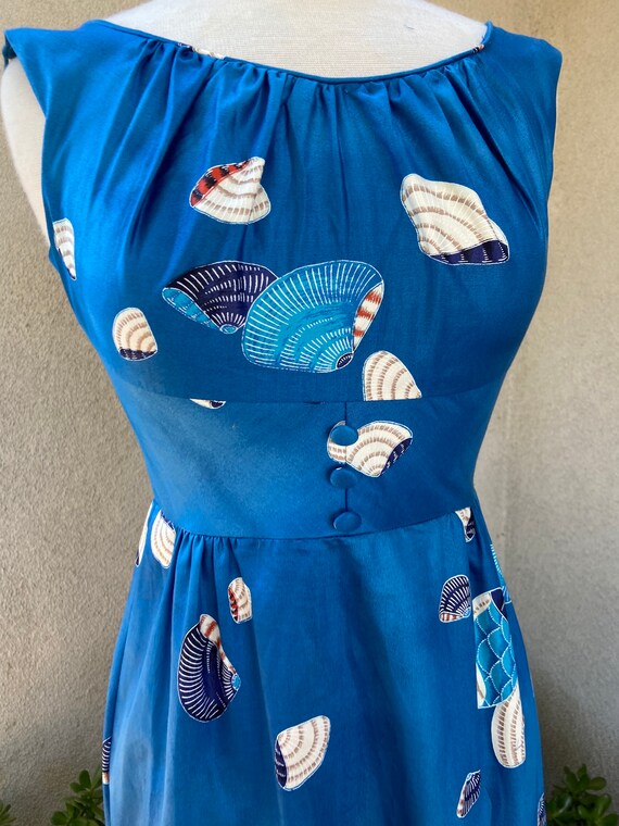 Vintage Hawaiian maxi dress brush Cotton blue sea… - image 8