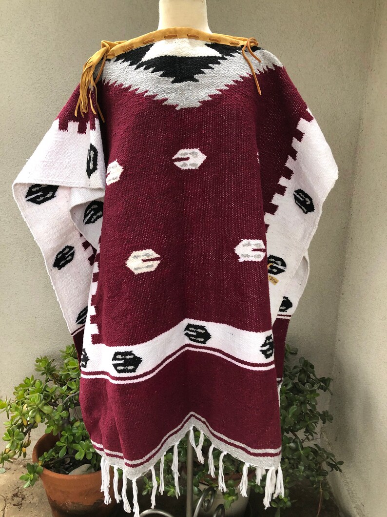 Vintage Mexican Blanket Poncho white burgundy boho print collar leather trim one size image 4