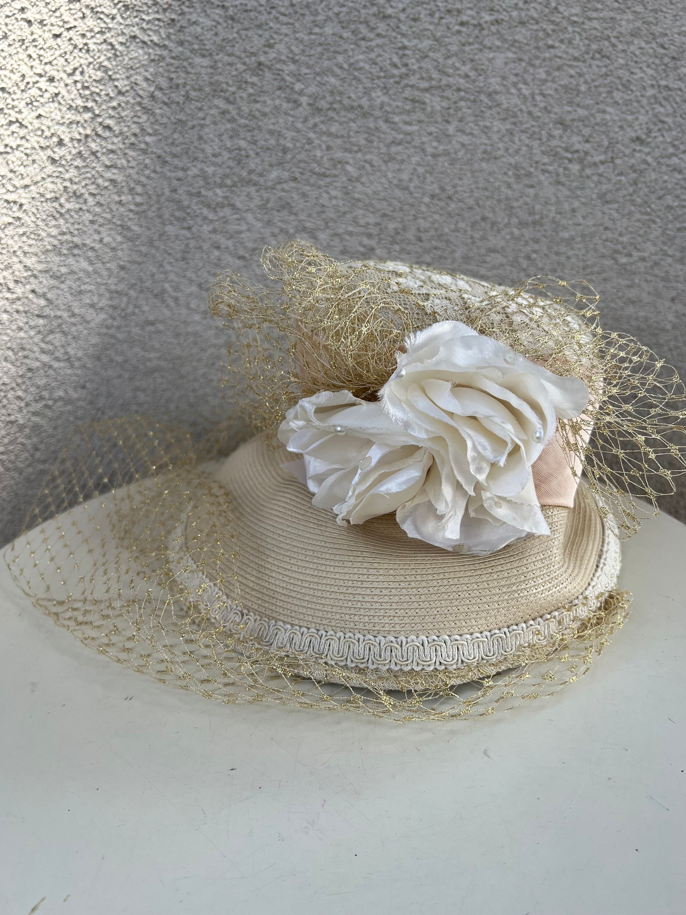 Vintage Whittall & Shon Embellish Wide Brim Netting Floral USA Hat Church Party Step out in style with this vintage Whittall & Shon  main image 2