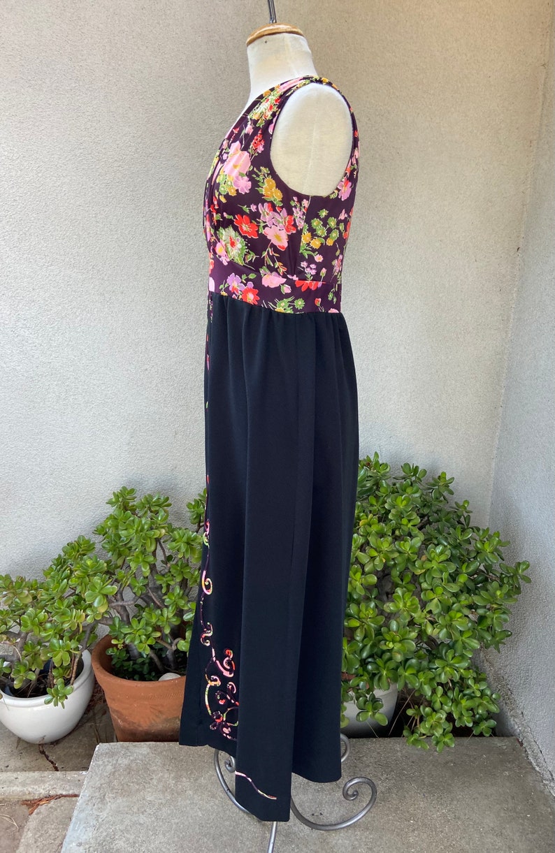 Vintage custom made boho maxi dress black with floral multi colors braid accents sz Medium. image 3