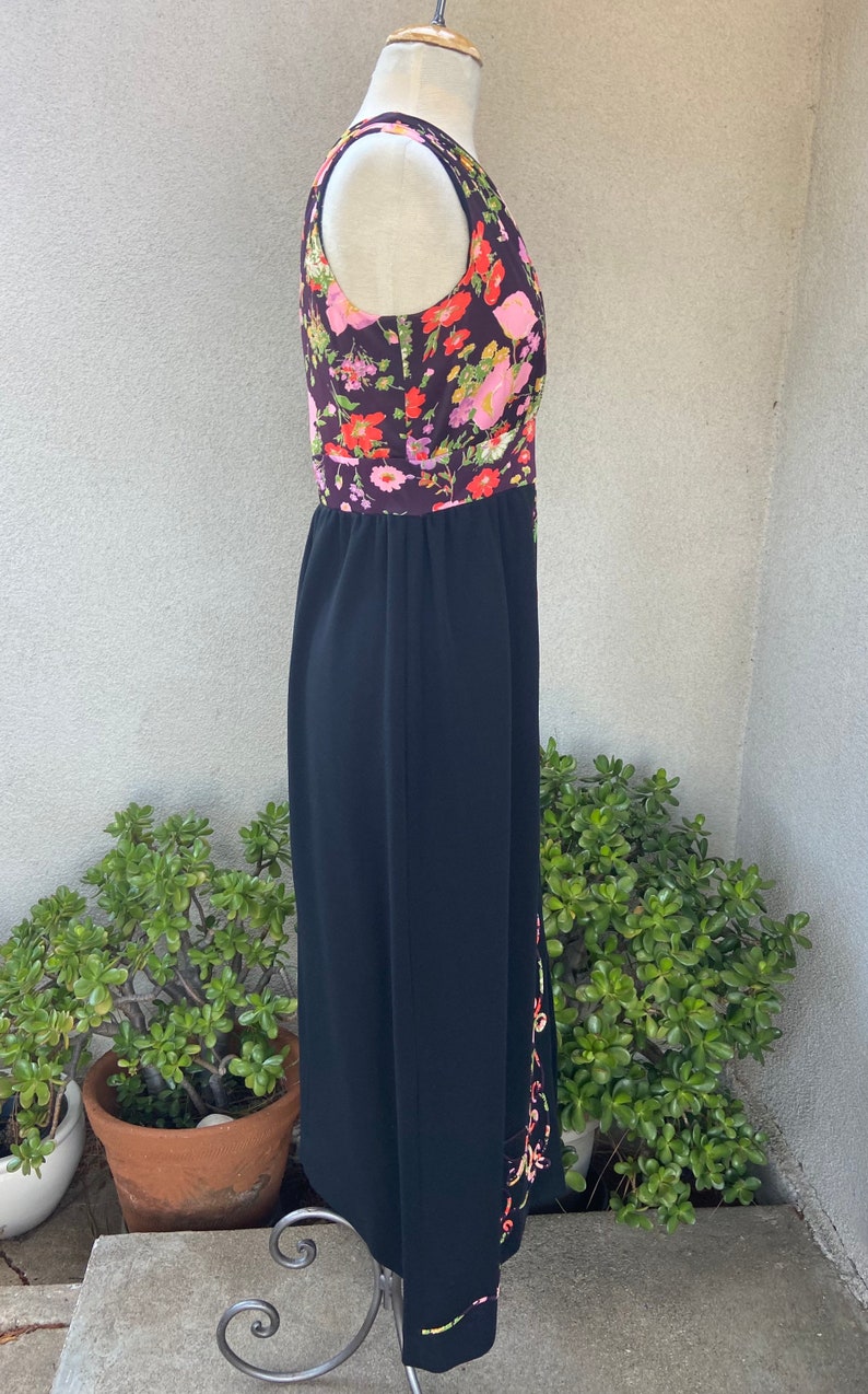 Vintage custom made boho maxi dress black with floral multi colors braid accents sz Medium. image 4