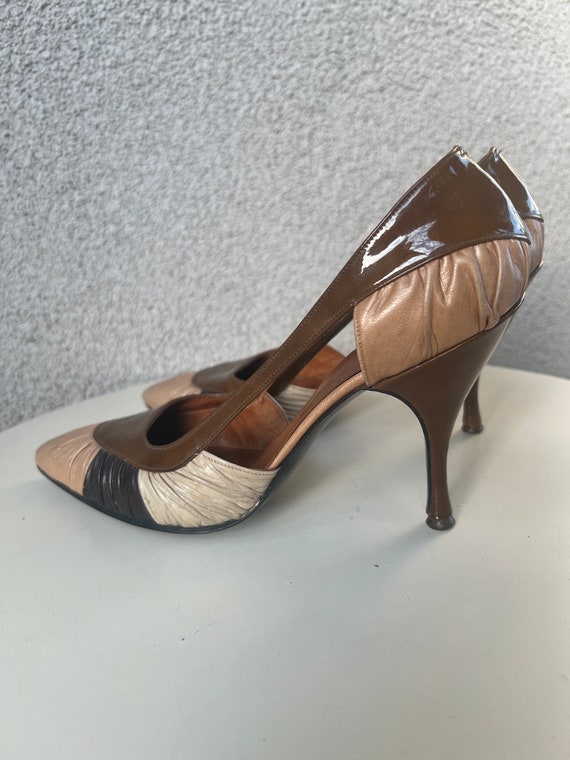 Vintage 1950s stilettos heel shoes brown taupe to… - image 4