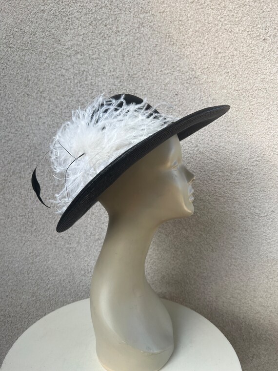 Vintage Adolfo II Black Straw Boater Hat: Feather Boa Brim  display picture 1