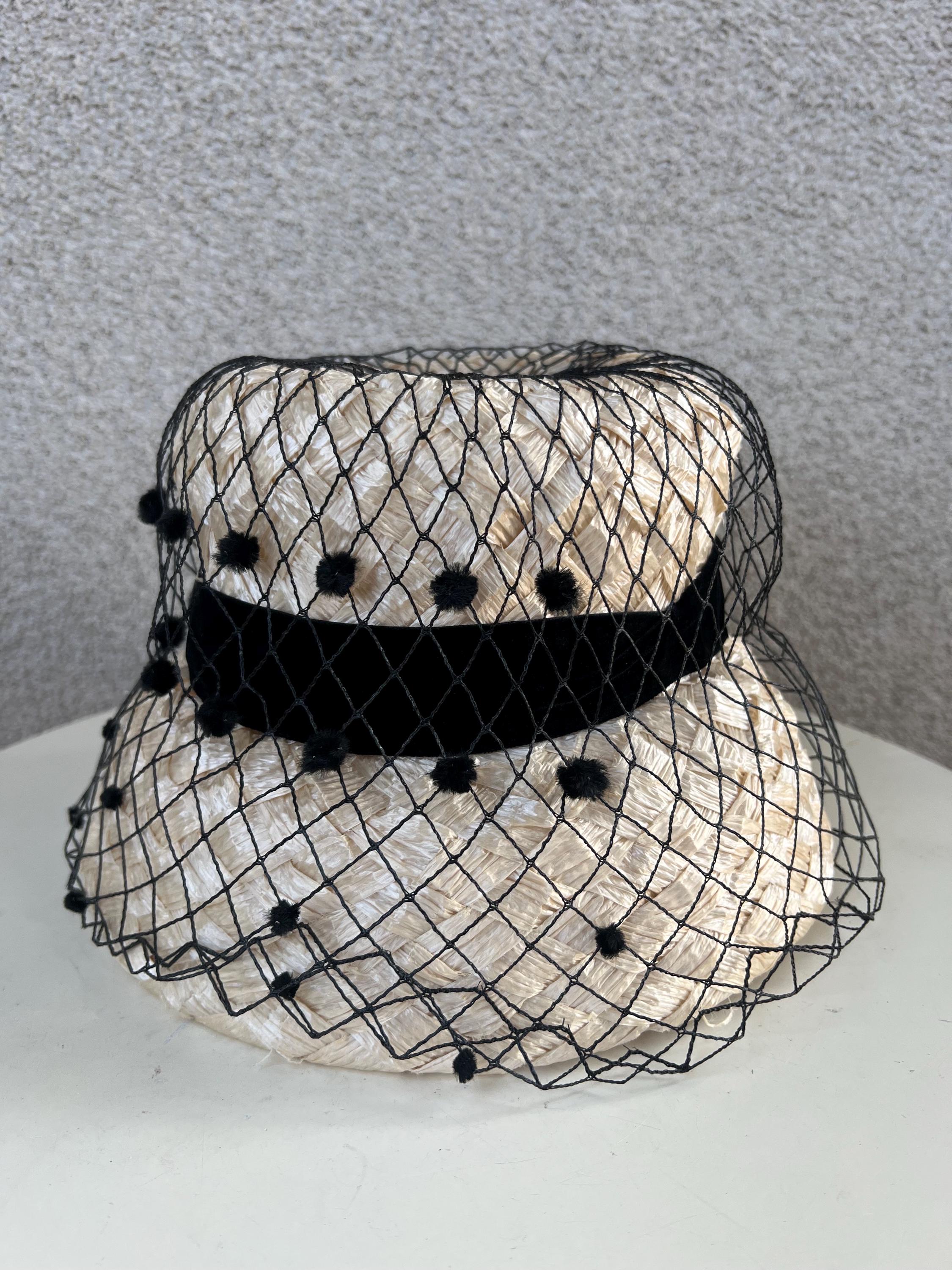 Vintage Ivory Faux Straw Bucket Hat: Black Velvet Netting  display picture 3