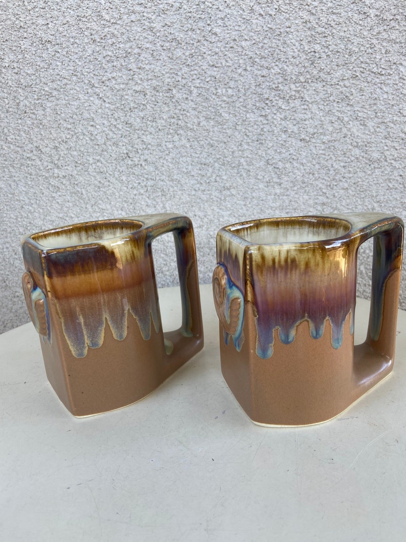 Vintage coffee mugs set 2 browns blue purple drip pottery with 3D shell theme by Padilla Mexico image 2