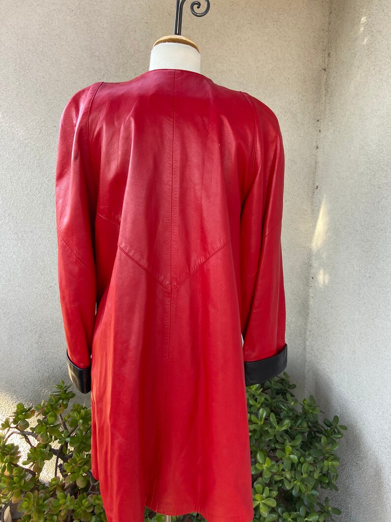 Vintage 80s color block red black soft leather swing coat lined zipper pockets front Sz M by Helen Frushtick Furs Atlanta image 2