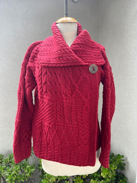 Vintage Irish wool knit cardigan sweater cranberry