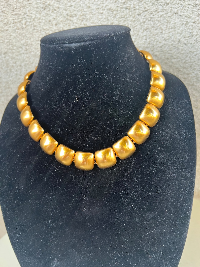 Vintage 80er Jahre Anne Klein Halskette Choker mit goldfarbenen Quadraten Bild 3