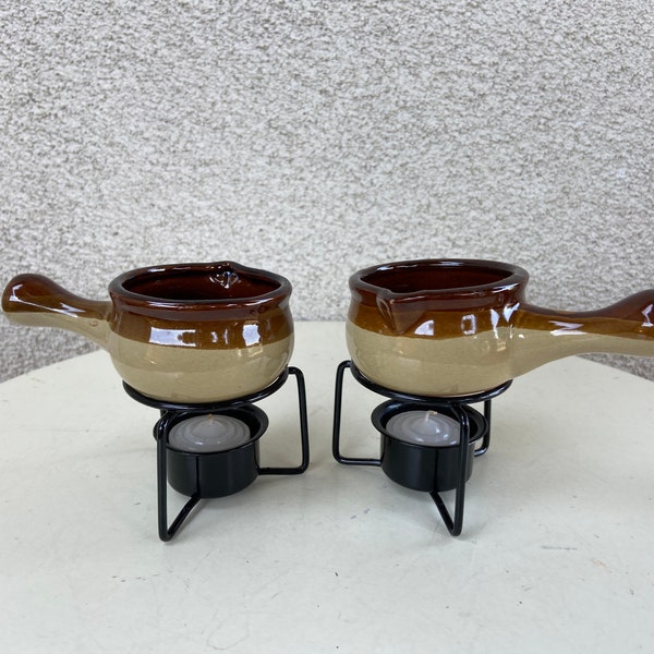 SALE Vintage mini browns pottery melting handle pots set 2 with metal black wire candleholder Stand by Bon Pour Micro-Ondes Taiwan