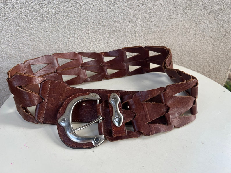 Vintage boho belt brown leather wide cutouts fits 31-35 L Streets Ahead image 9