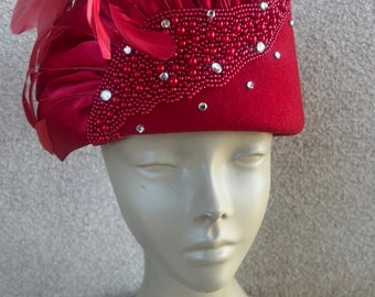 Vintage Hat / Red Pillbox With Black Feather Trim / Mr  display picture 1