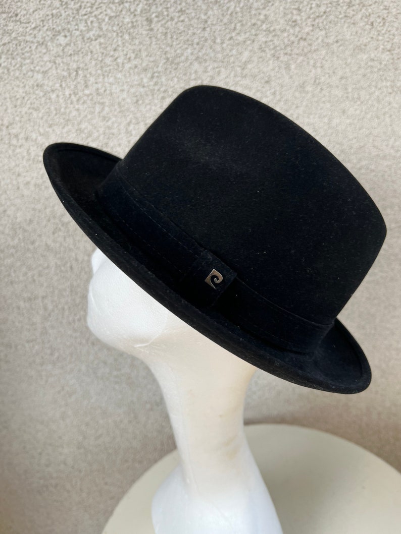 Vintage unisex classic jet black wool fedora hat by Pierre Cardin Paris size 7 3/8 image 4