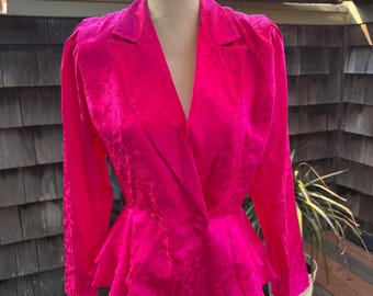 Blusa vintage de seda rosa intenso con peplum, talla 6 Petite, de Illustrations