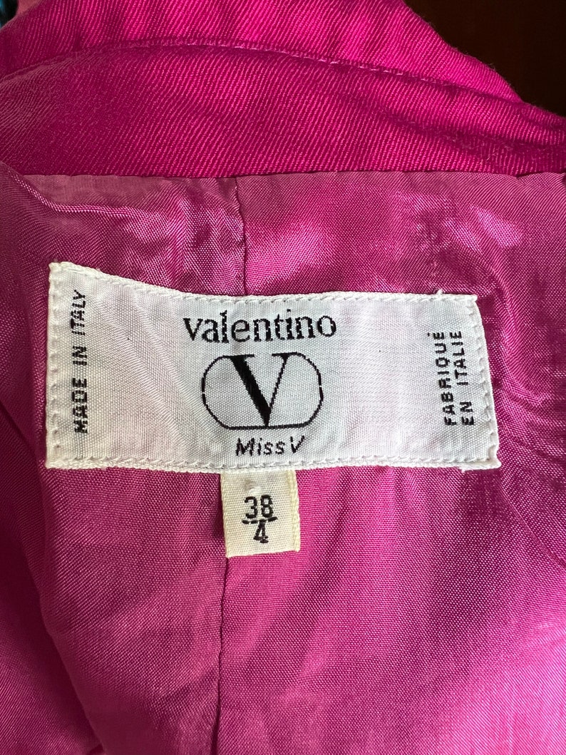 Vintage 80s fuchsia pink wool blazer jacket by Valentino Miss V Sz 38 4 image 3