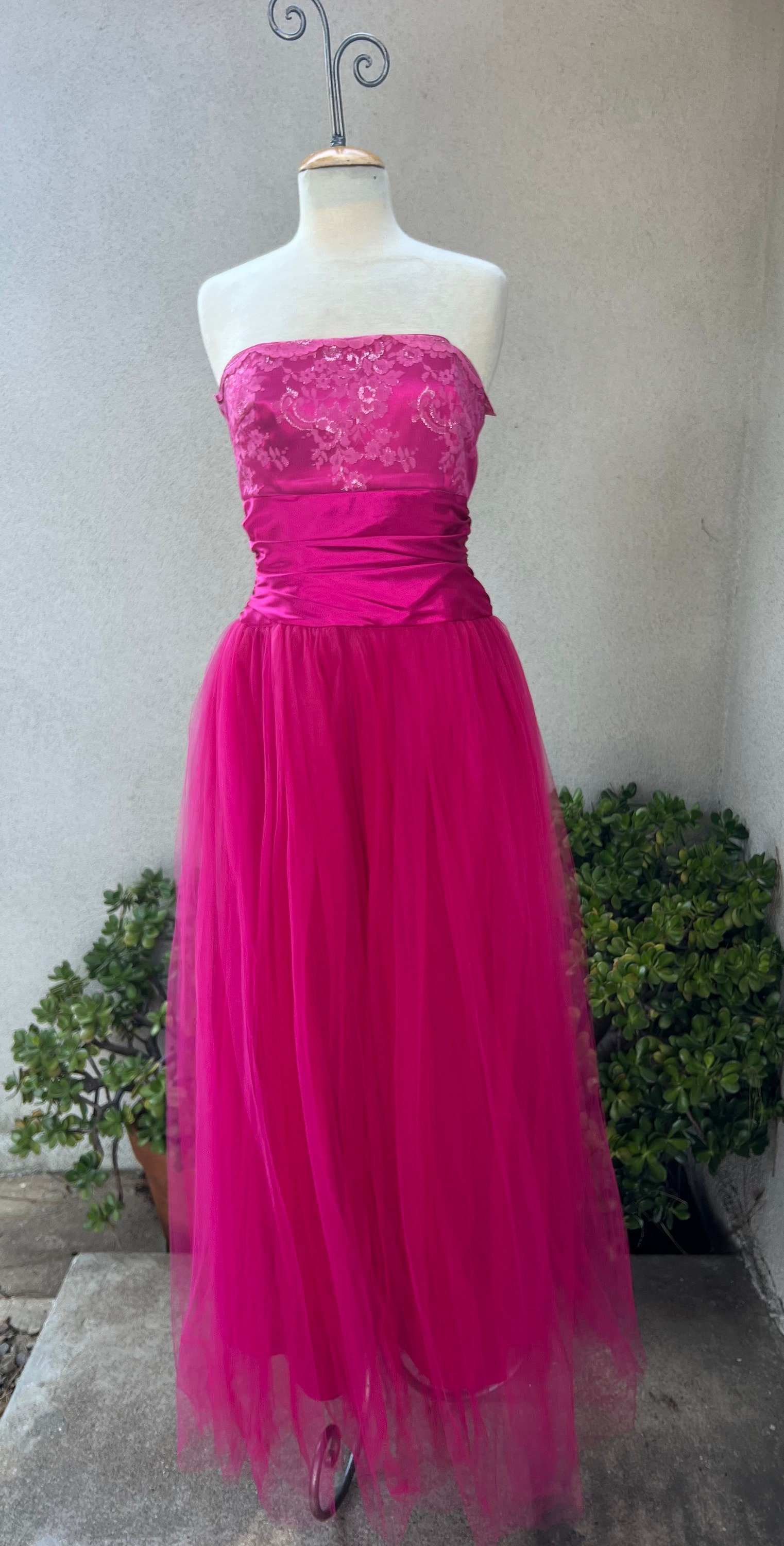 Reserve Sarah Lindauer Vintage Gunne Sax Raspberry Pink Tulle 