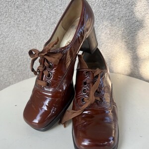 ヴィンテージ 70年代 Carel Paris Mod パテントレザー パンプス 