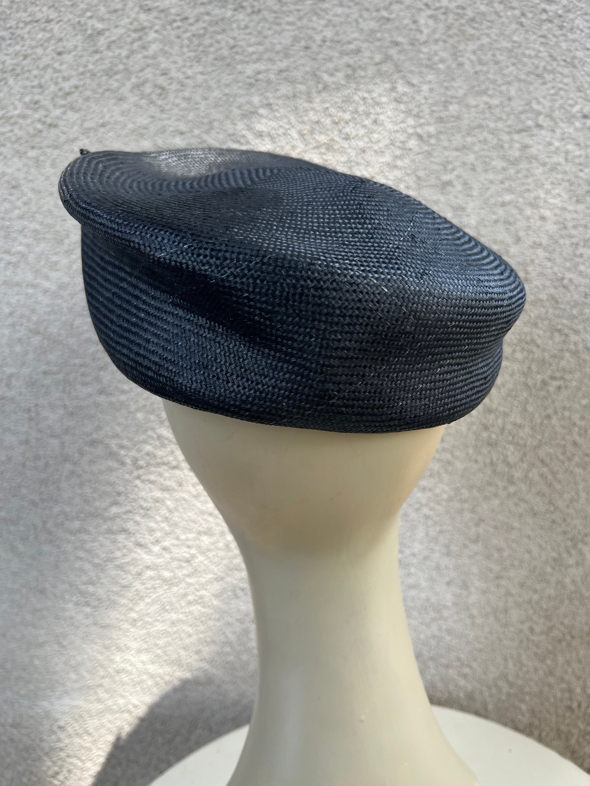 Vintage pillbox bumper straw hat black with rhinestone Mr John Classic sz 21.5” Vintage Mr John Classic Black Pillbox Hat With Rhinestone  main image 3